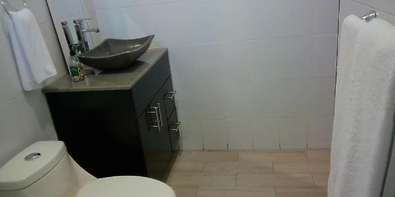 Hotelito Inn Aeropuerto Santa Anita  Экстерьер фото
