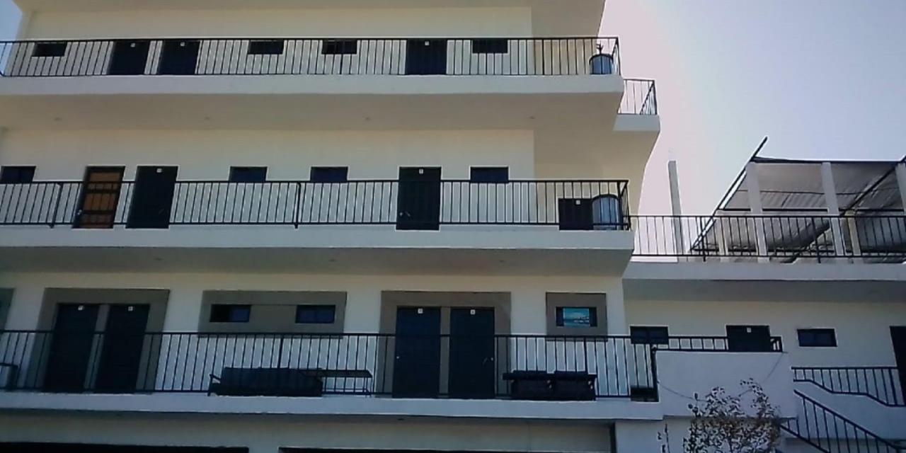 Hotelito Inn Aeropuerto Santa Anita  Экстерьер фото